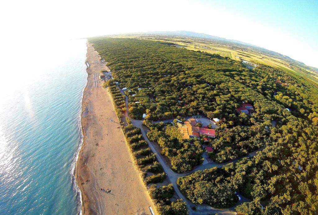 Le Esperidi Camping Ecoresort Марина-ді-Біббона Екстер'єр фото
