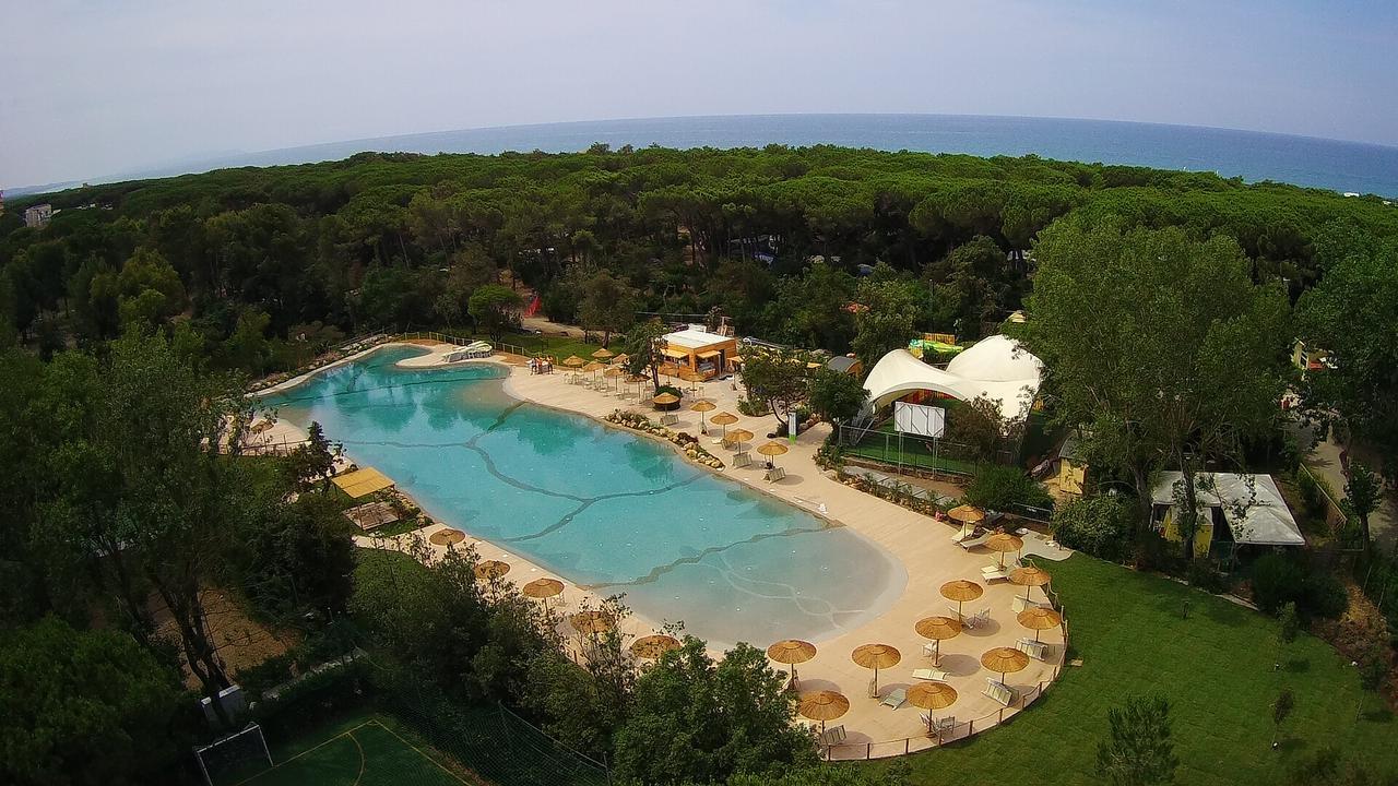 Le Esperidi Camping Ecoresort Марина-ді-Біббона Екстер'єр фото