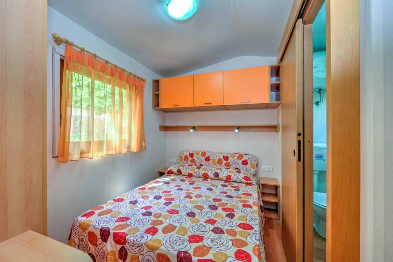 Le Esperidi Camping Ecoresort Марина-ді-Біббона Екстер'єр фото