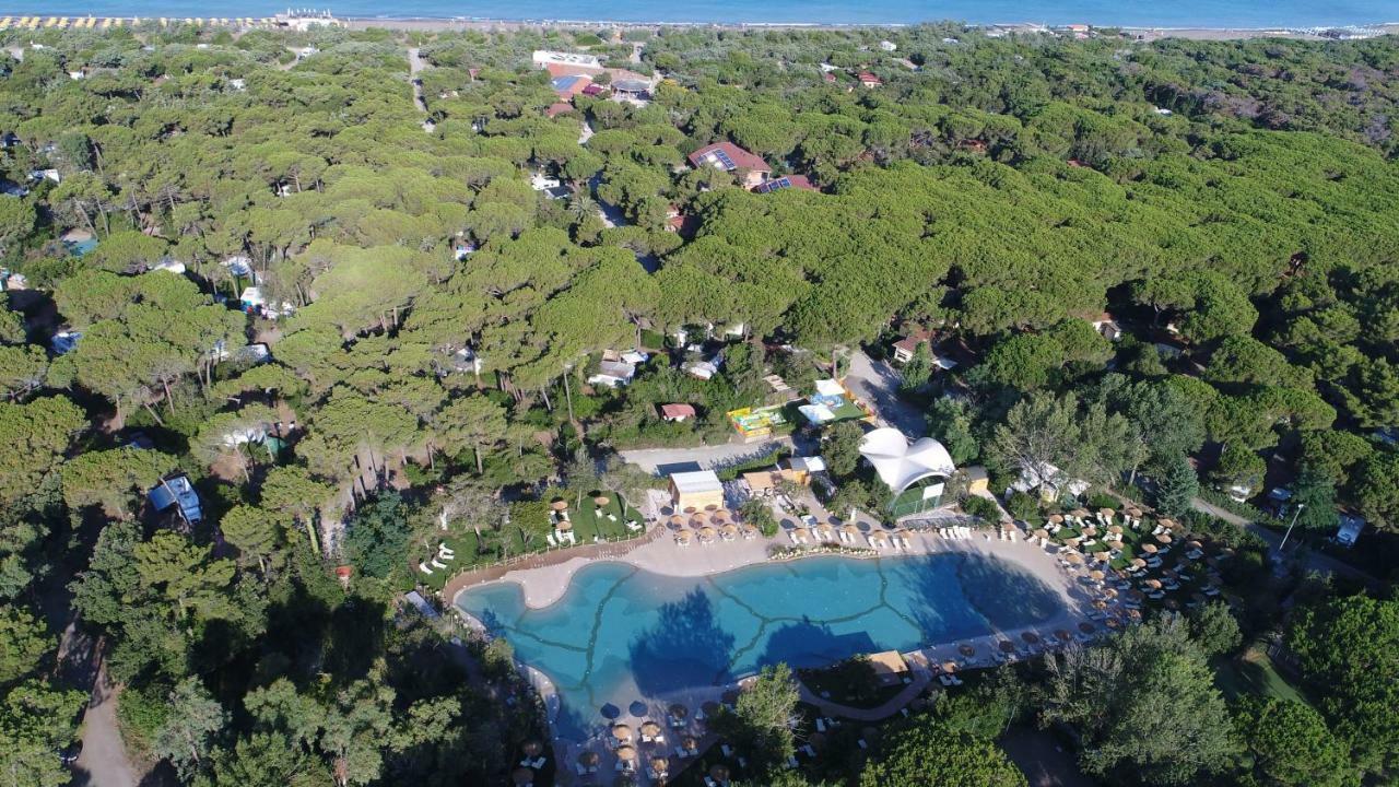 Le Esperidi Camping Ecoresort Марина-ді-Біббона Екстер'єр фото