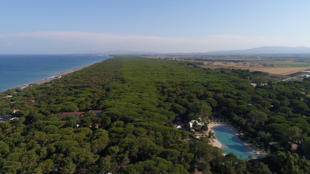 Le Esperidi Camping Ecoresort Марина-ді-Біббона Екстер'єр фото